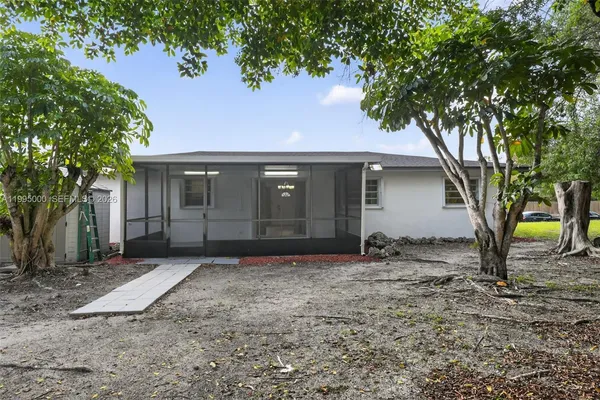 $730,000 | 11550 Southwest 112th Avenue, Miami, FL 33176
