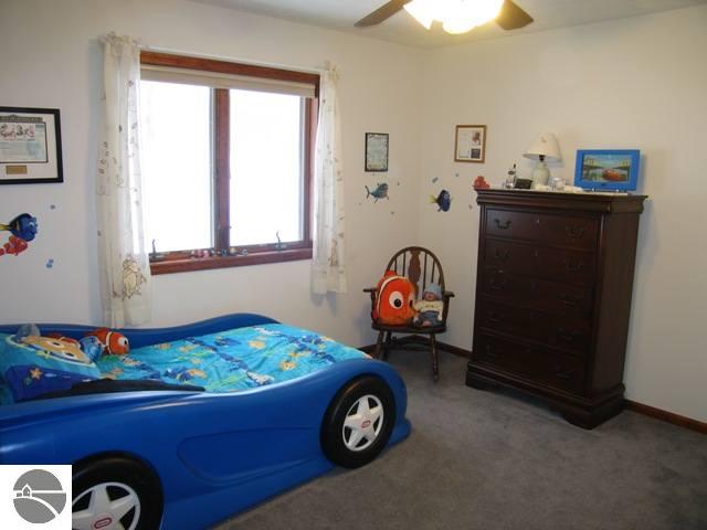 5657 Traverse Road Thompsonville, MI 49683 - Photo 13 of 15 1701297-12.JPG