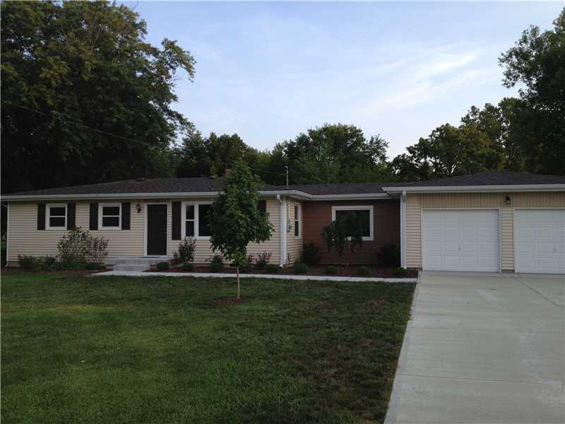 9420 Thompson Road Indianapolis, IN 46239 - Photo 3 of 24 Gallery Image 3