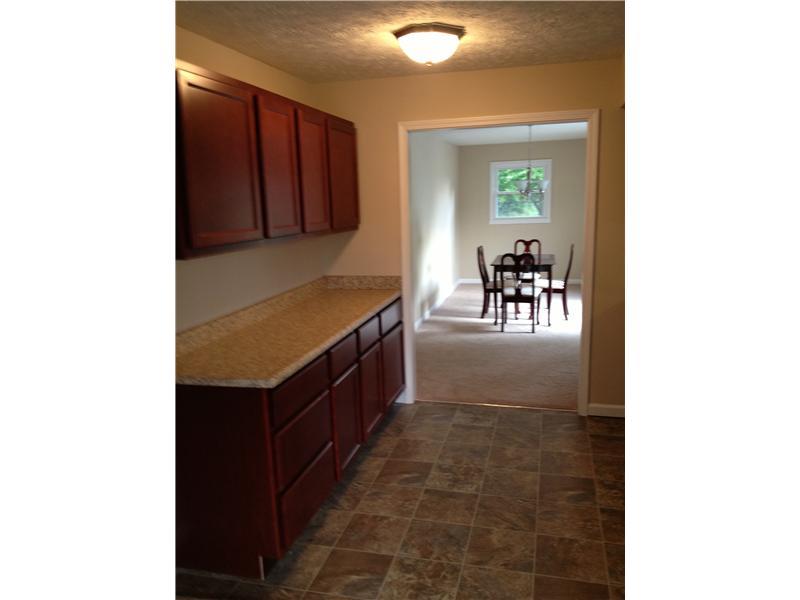 9420 Thompson Road Indianapolis, IN 46239 - Photo 10 of 24 Gallery Image 10