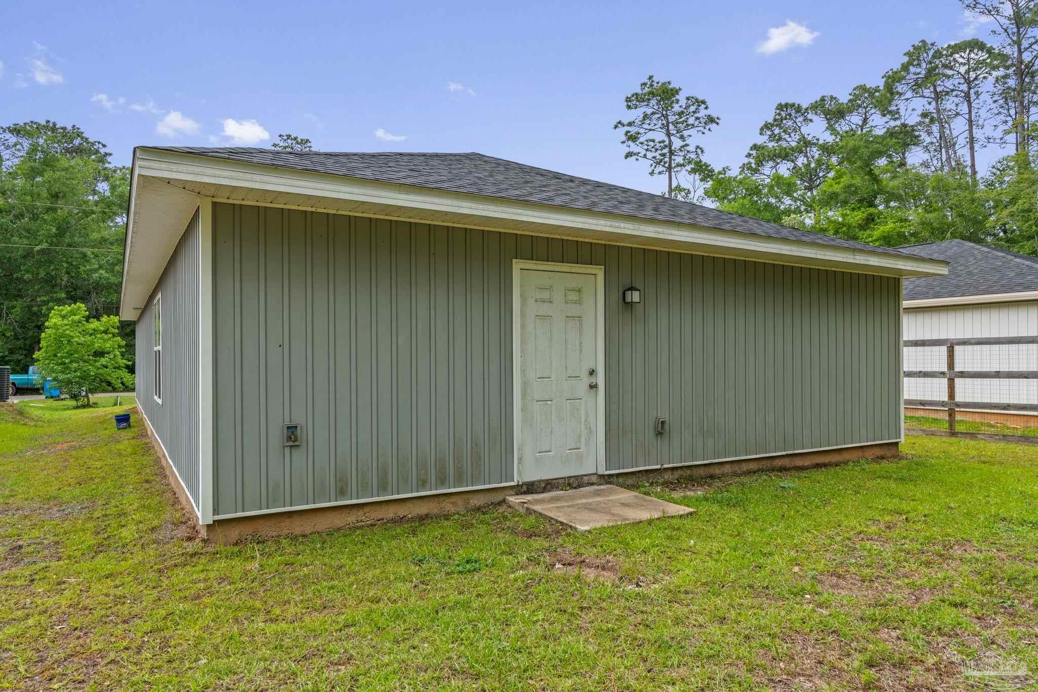 3210 Electra Drive Milton, FL 32583 - Photo 29 of 31