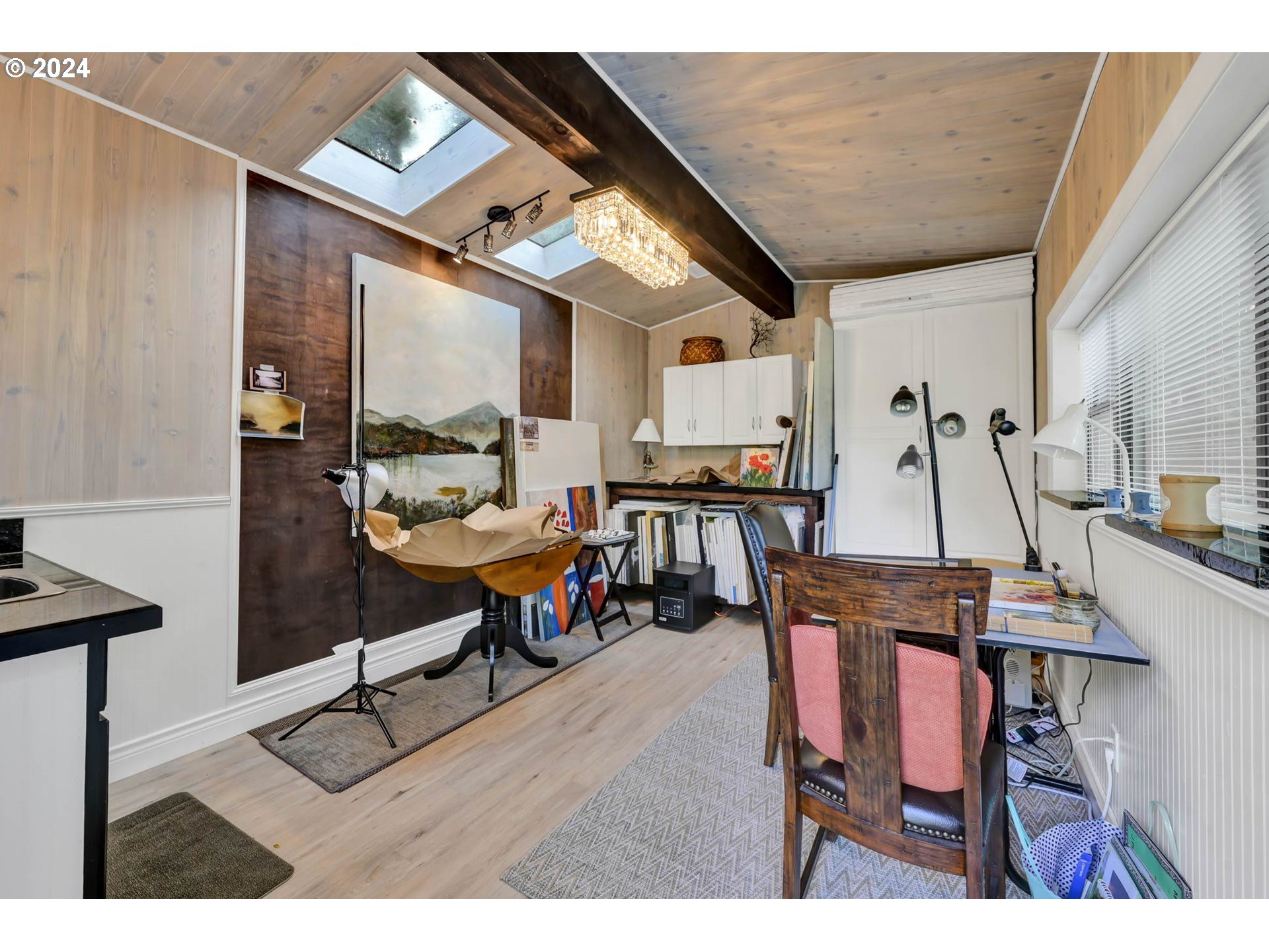 2122 Brookhaven Way Eugene, OR 97401 - Photo 41 of 48 a view of a dining room with furniture