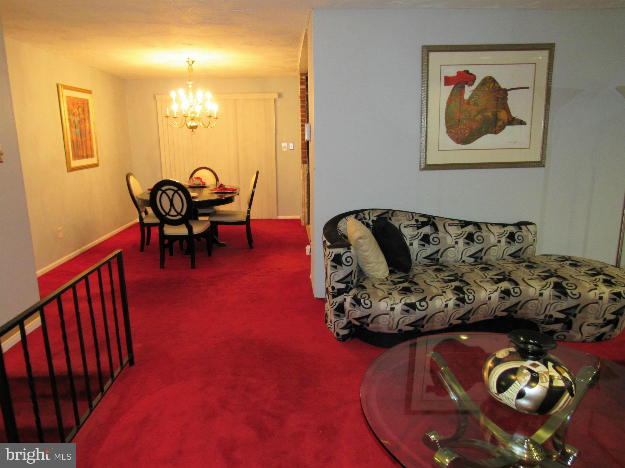 7206 Fairbrook Road Baltimore, MD 21244 - Photo 5 of 18 Living Room