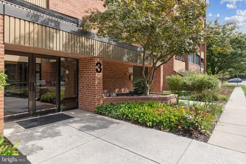 $275,000 | 3 Southerly Court, Unit 602, Towson, MD 21286