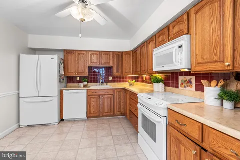 $265,000 | 3 Southerly Court, Unit 602, Towson, MD 21286