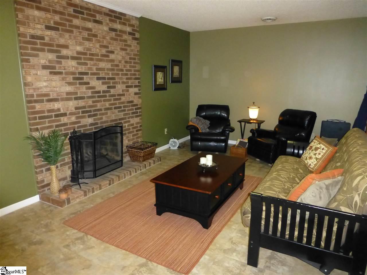 301 Foxhound Road Simpsonville, SC 29680 - Photo 19 of 28 Gallery Image 19