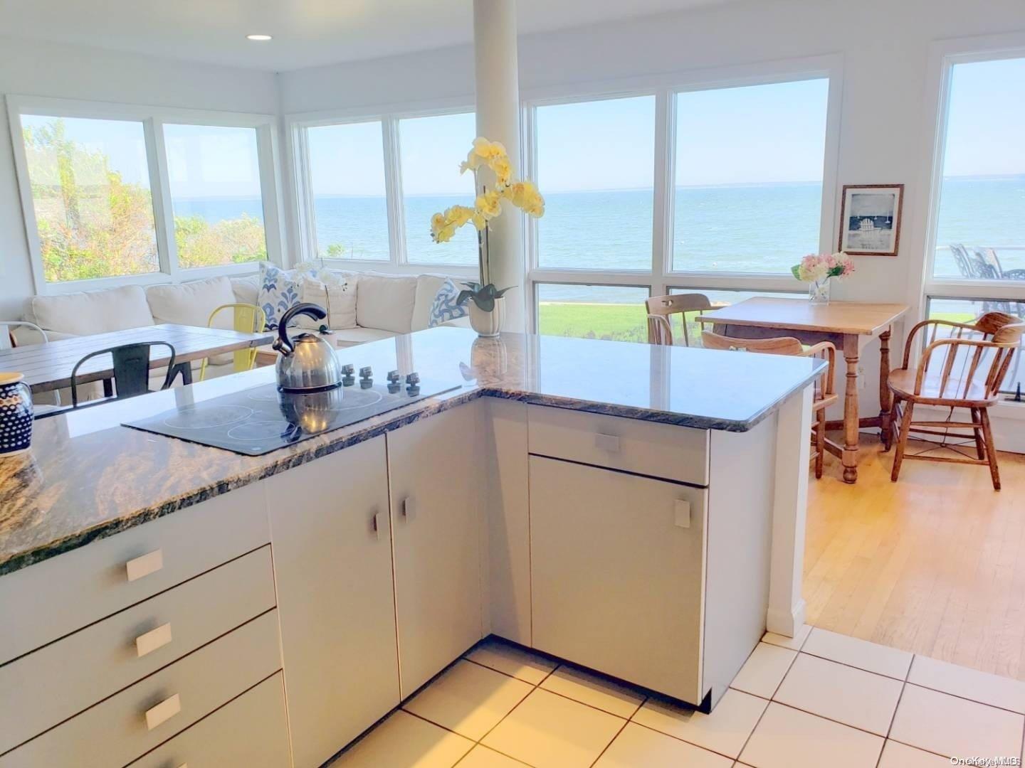 11 Beach Road Riverhead, NY 11947 - Photo 19 of 34