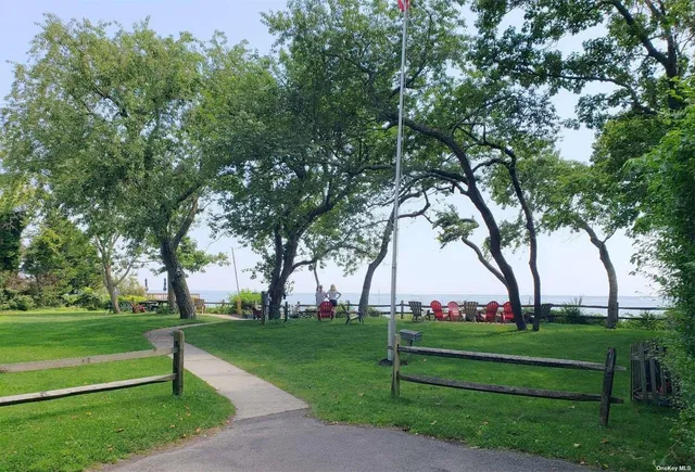 $6,900 | 11 Beach Road, Riverhead, NY 11947