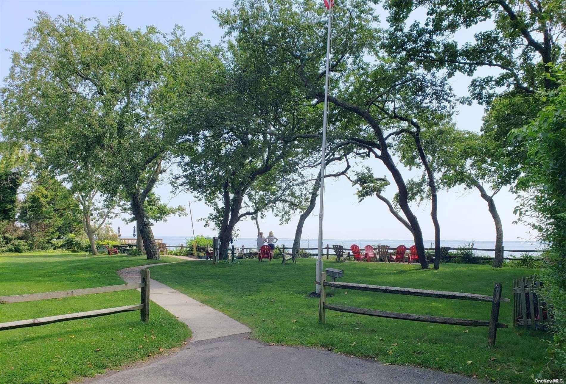 11 Beach Road Riverhead, NY 11947 - Photo 29 of 34