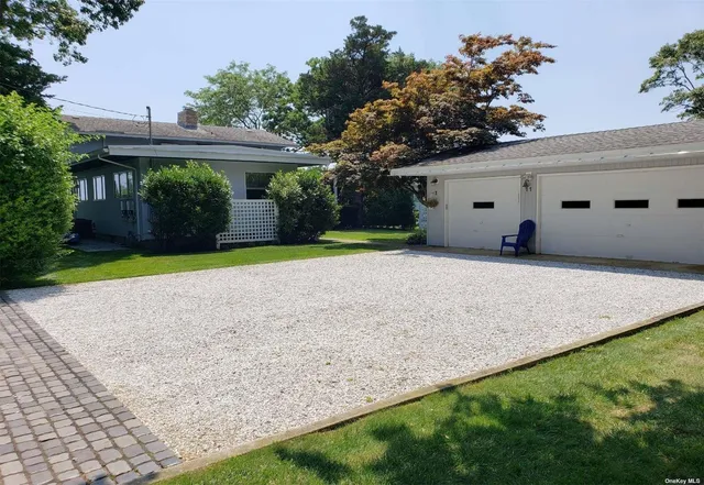 $6,900 | 11 Beach Road, Riverhead, NY 11947