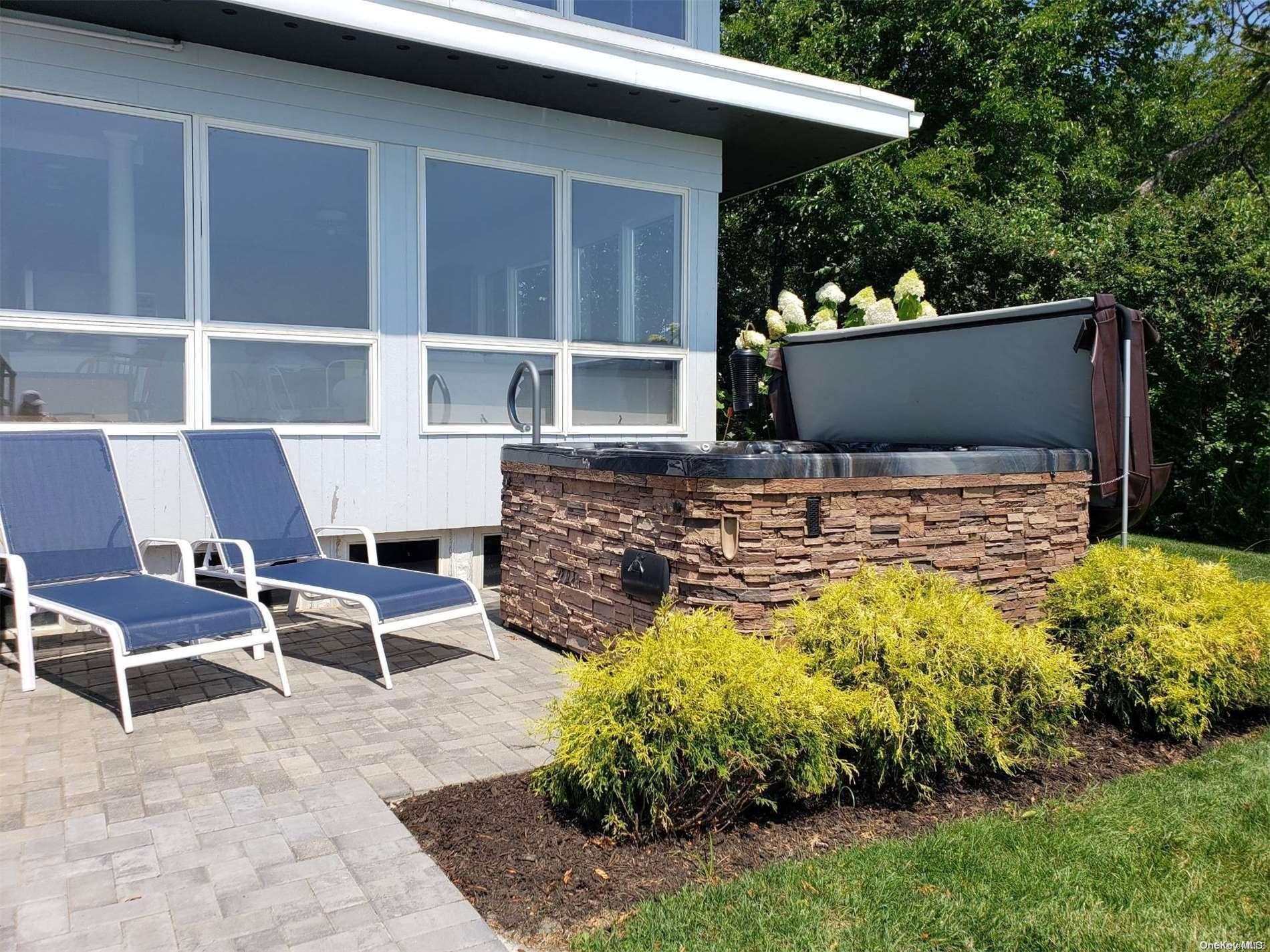 11 Beach Road Riverhead, NY 11947 - Photo 6 of 34