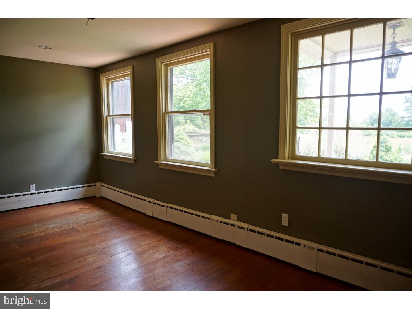 464 Ridge Road Telford, PA 18969 - Photo 11 of 25