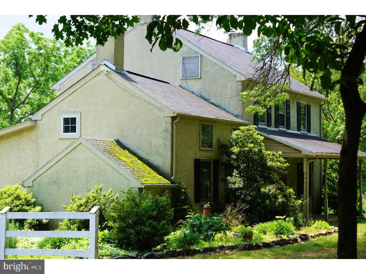 464 Ridge Road Telford, PA 18969 - Photo 3 of 25