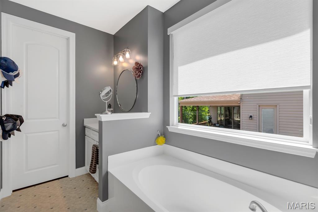 401 Hamlet Court O'Fallon, MO 63367 - Photo 23 of 45