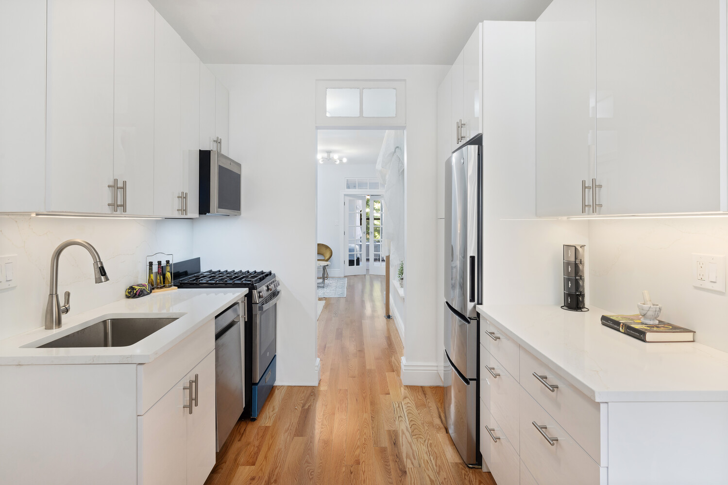 514 East 82nd Street, Unit 4E Manhattan, NY 10028 - Photo 3 of 11