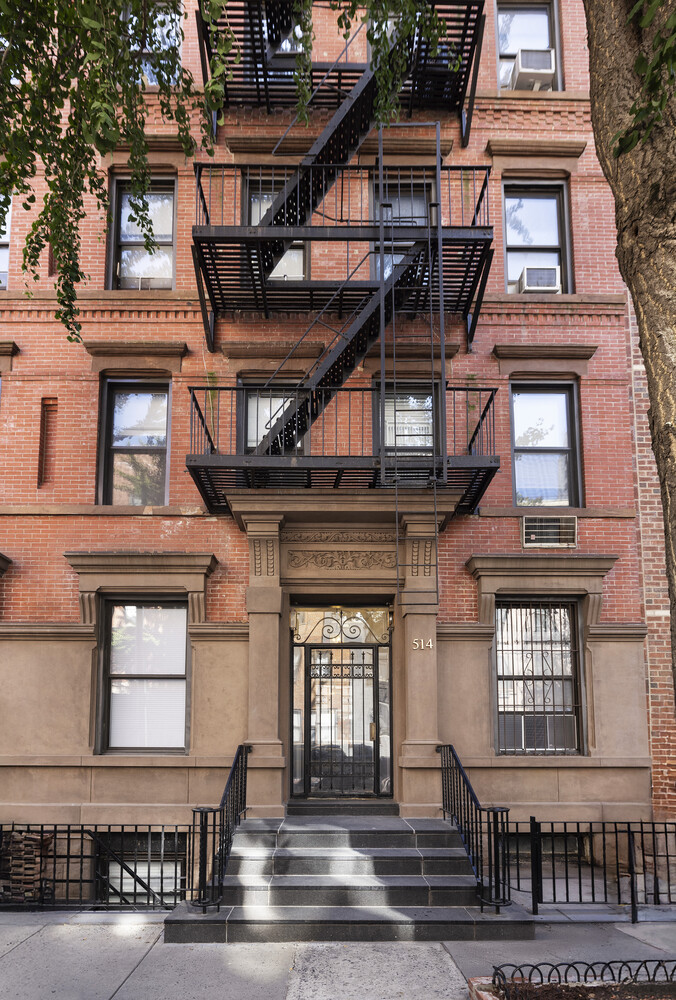 514 East 82nd Street, Unit 4E Manhattan, NY 10028 - Photo 9 of 11