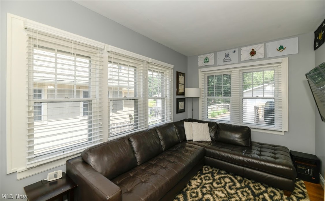 2611 Eaton Road Cleveland, OH 44118 - Photo 17 of 33