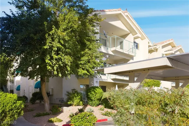 $155,000 | 3550 Bay Sands Drive, Unit 3033, Laughlin, NV 89029