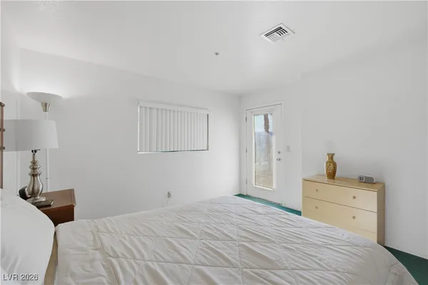 $149,999 | 3550 Bay Sands Drive, Unit 3033, Laughlin, NV 89029