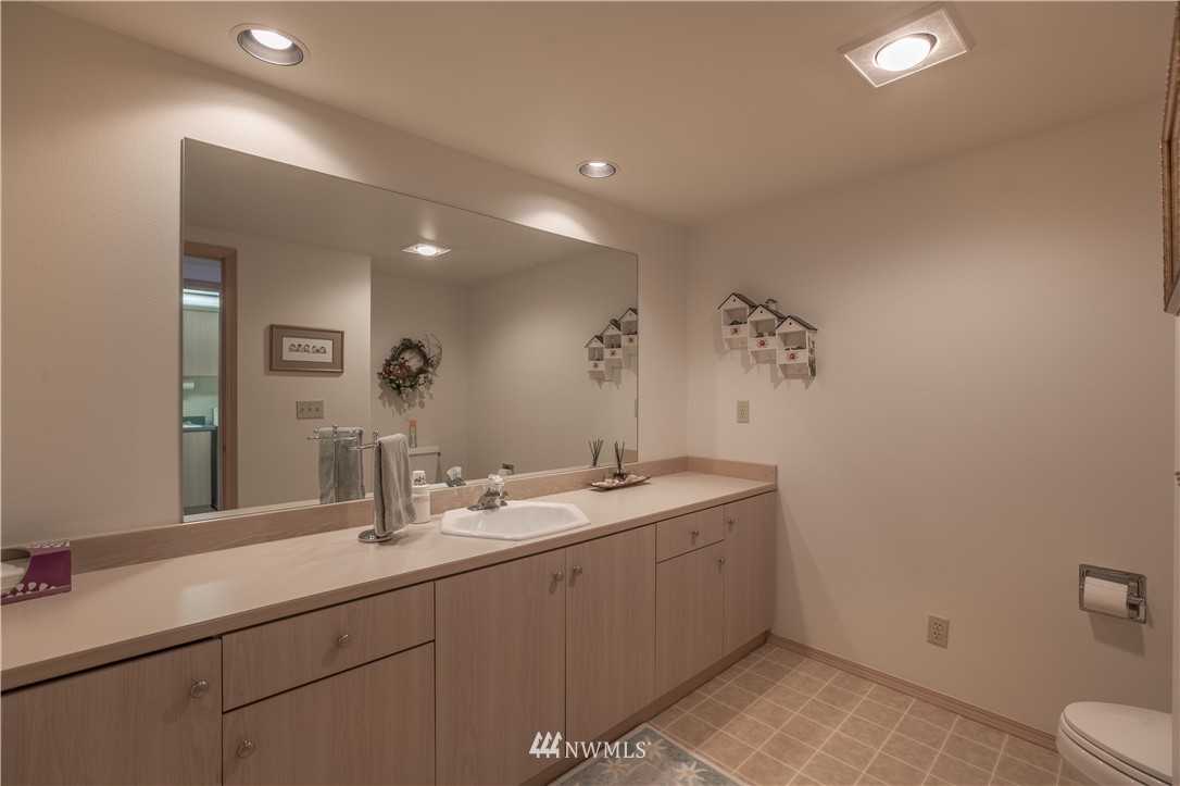 4176 South Lakeshore Road Chelan, WA 98816 - Photo 13 of 25 Gallery Image 13