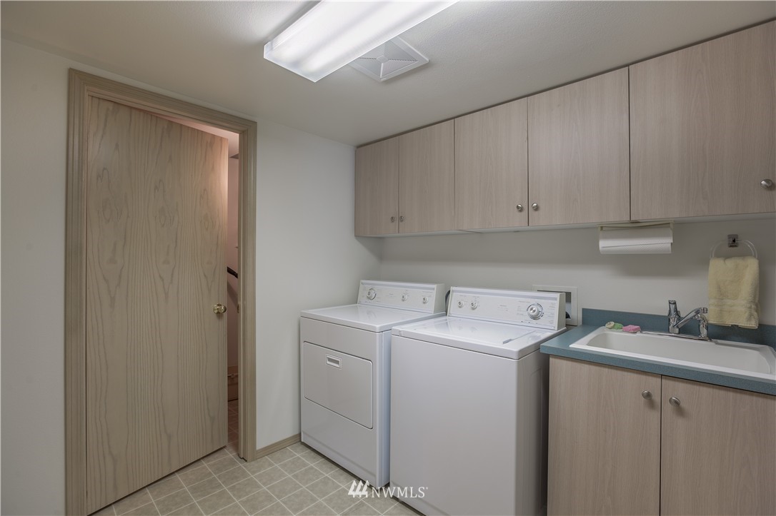4176 South Lakeshore Road Chelan, WA 98816 - Photo 14 of 25 Gallery Image 14