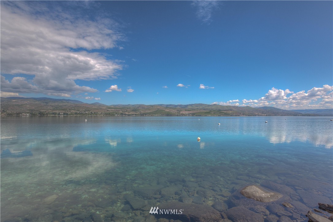 4176 South Lakeshore Road Chelan, WA 98816 - Photo 19 of 25 Gallery Image 19