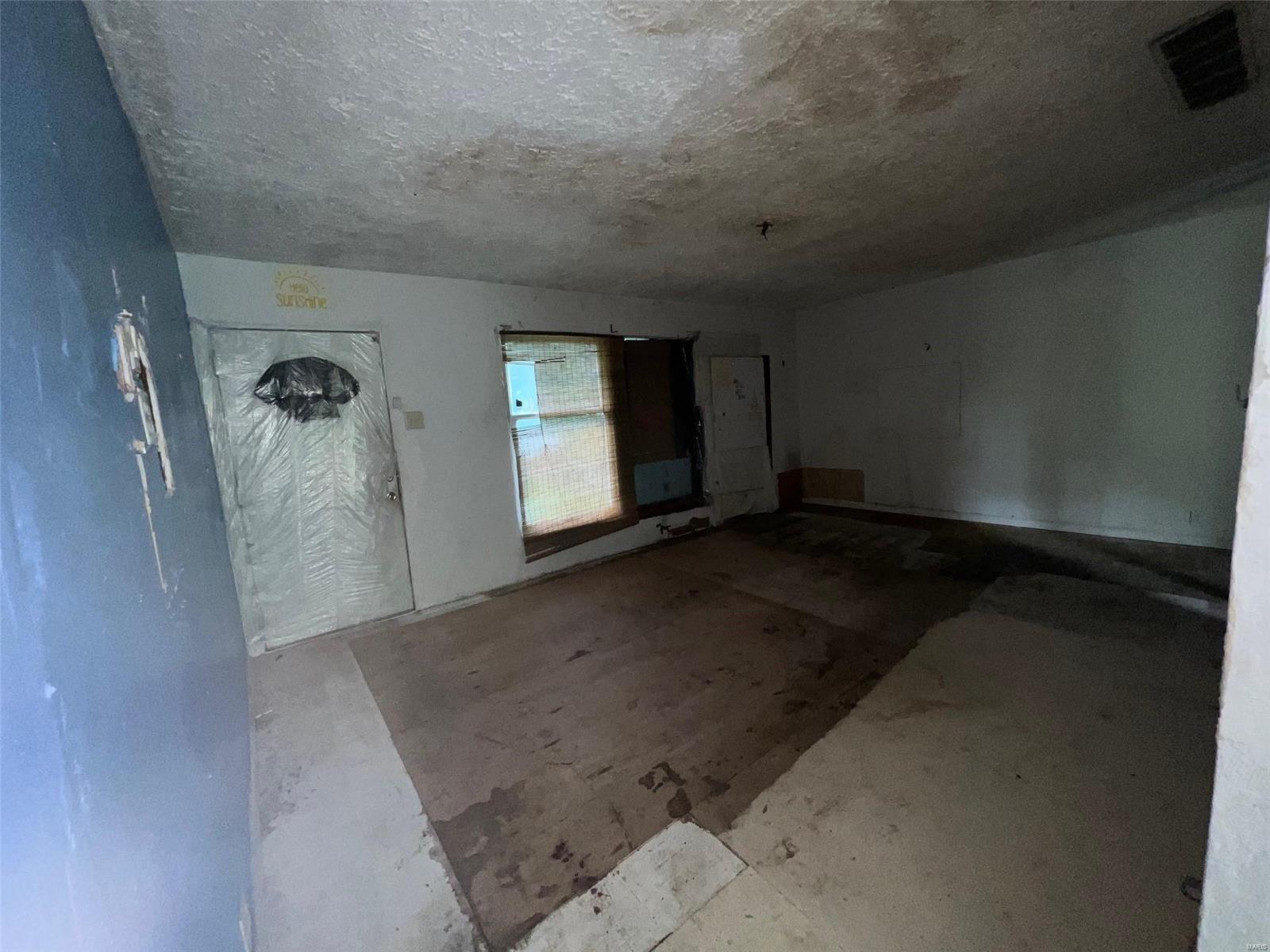 515 Thorngate Road Granite City, IL 62040 - Photo 3 of 10 Gallery Image 3