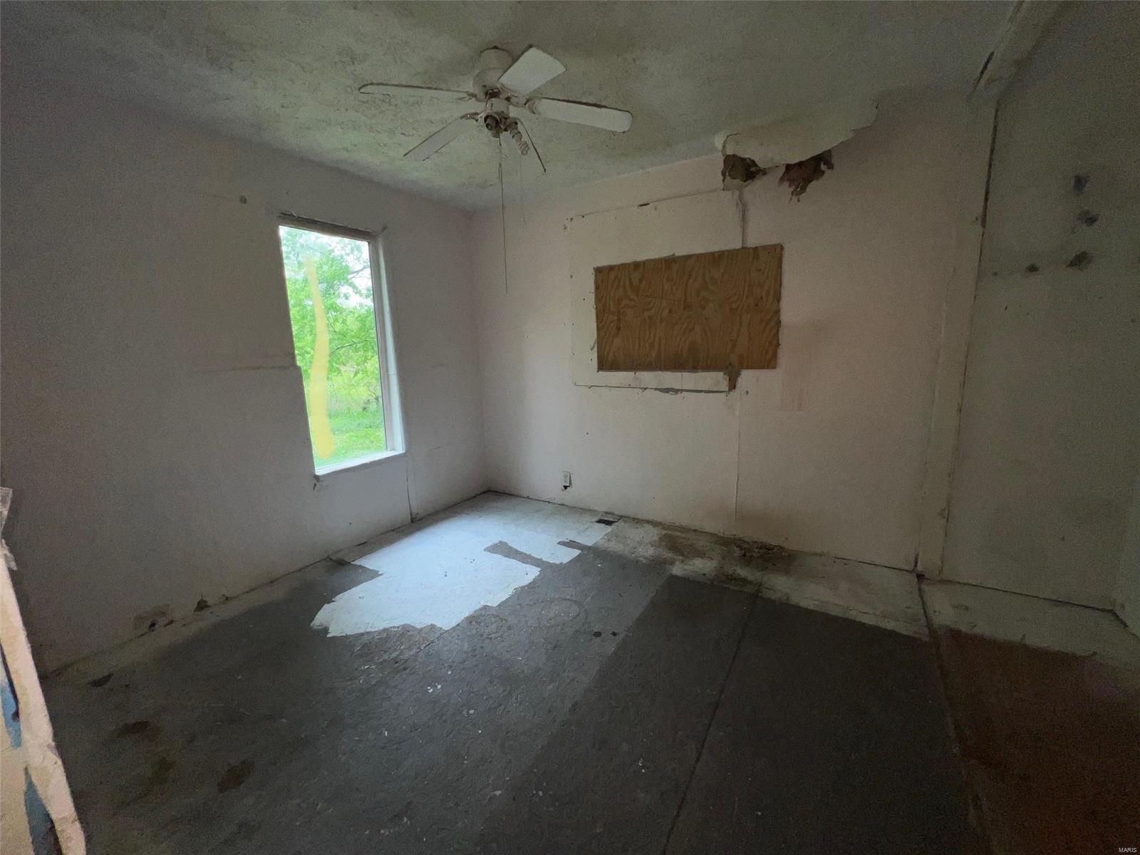 515 Thorngate Road Granite City, IL 62040 - Photo 7 of 10 Gallery Image 7