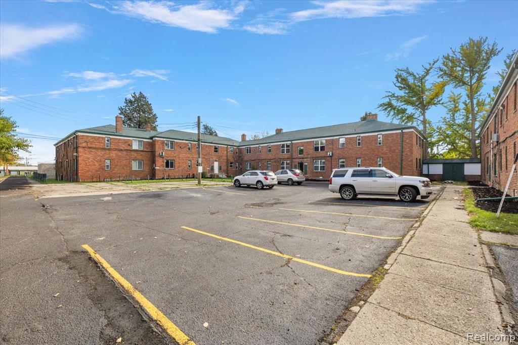 15860 Joy Road Detroit, MI 48228 - Photo 12 of 99
