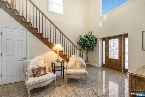 $997,500 | 500 Blue Hill Terrace, Franklin Lakes, NJ 07417