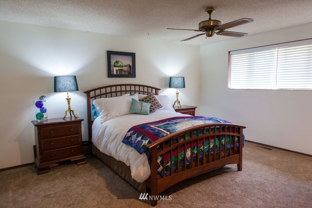 1813 Kennewick Circle Southeast Renton, WA 98055 - Photo 14 of 25