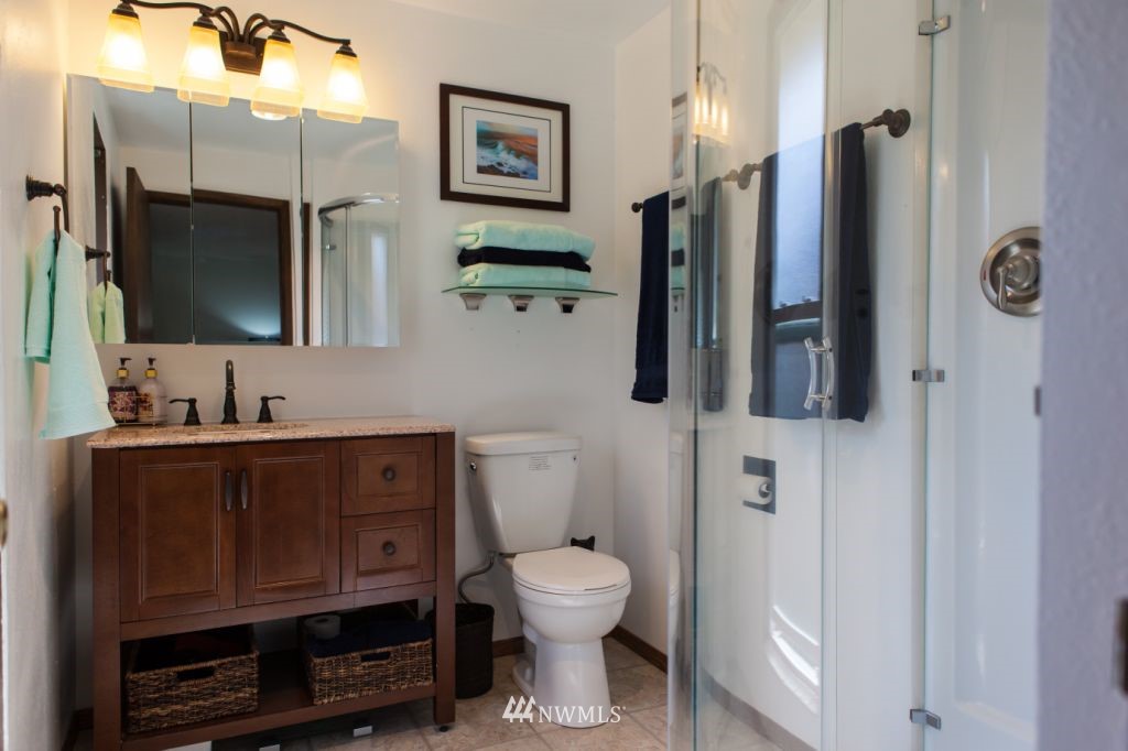 1813 Kennewick Circle Southeast Renton, WA 98055 - Photo 15 of 25
