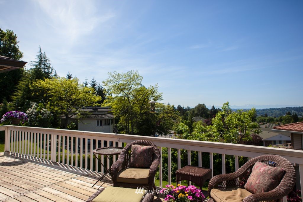 1813 Kennewick Circle Southeast Renton, WA 98055 - Photo 22 of 25