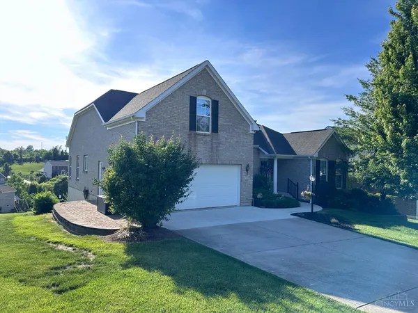 $495,000 | 8629 Red Hawk Court, Cincinnati, OH 45251