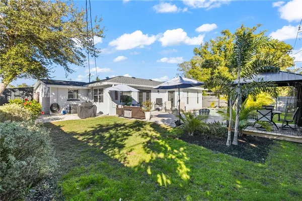 $685,000 | 3122 Regatta Circle, Sarasota, FL 34231