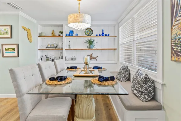 $685,000 | 3122 Regatta Circle, Sarasota, FL 34231