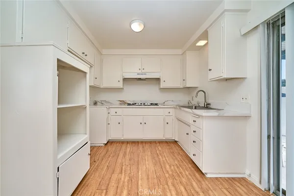 $2,200 | 1639 West 218th Street, Unit 3, Torrance, CA 90501