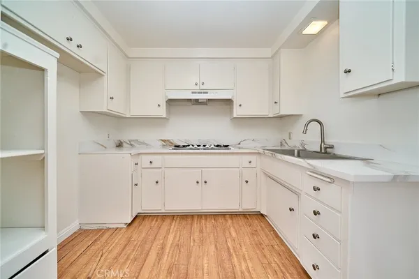 $2,200 | 1639 West 218th Street, Unit 3, Torrance, CA 90501