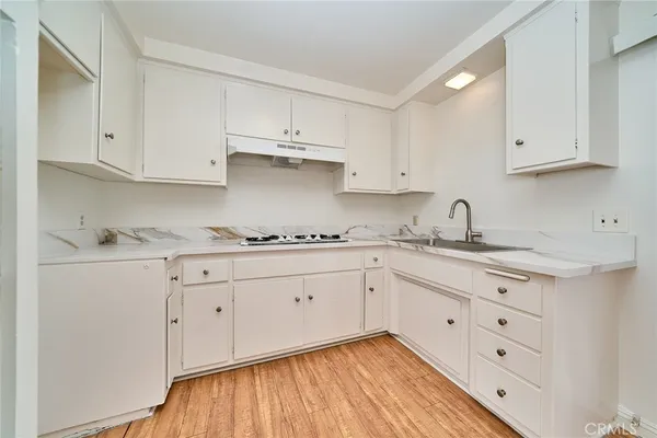 $2,200 | 1639 West 218th Street, Unit 3, Torrance, CA 90501