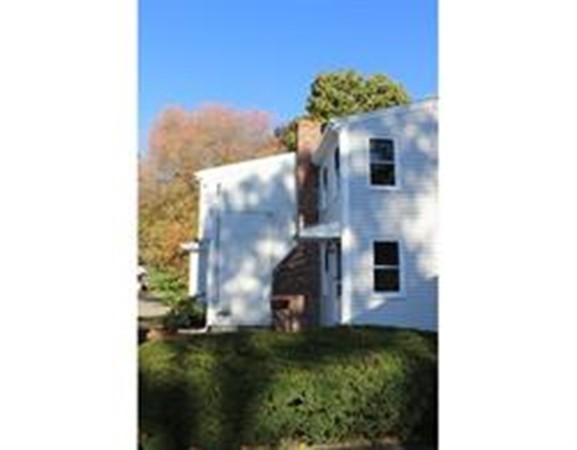 46 Day Hill Road Framingham, MA 01702 - Photo 4 of 5 Gallery Image 4