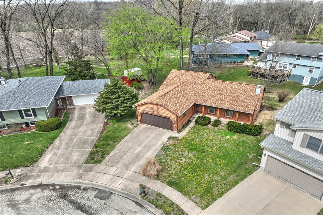 3994 North Northbrook Drive Decatur, IL 62526 - Photo 3 of 26 Gallery Image 3