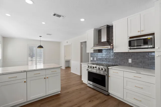 $515,000 | 722 Merrick Drive, Sugar Land, TX 77478