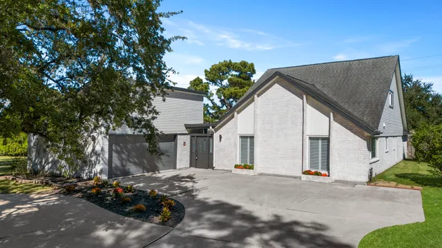 $515,000 | 722 Merrick Drive, Sugar Land, TX 77478