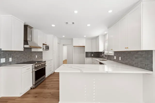 $515,000 | 722 Merrick Drive, Sugar Land, TX 77478