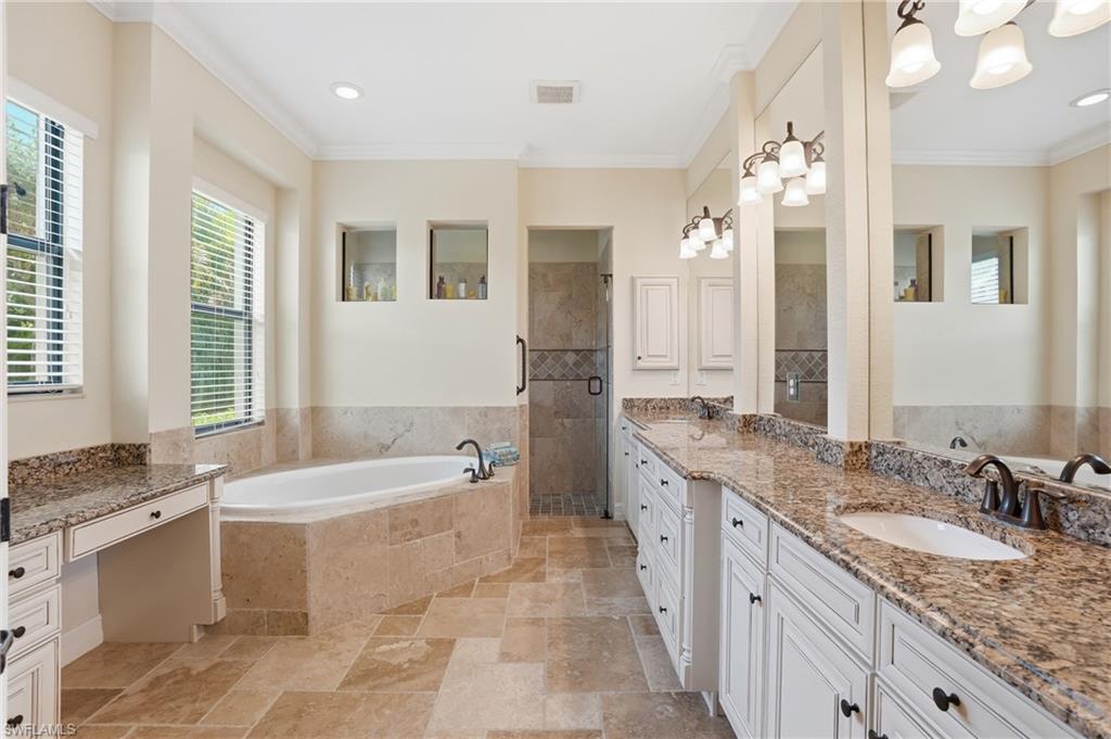 3266 Runaway Lane Naples, FL 34114 - Photo 15 of 40