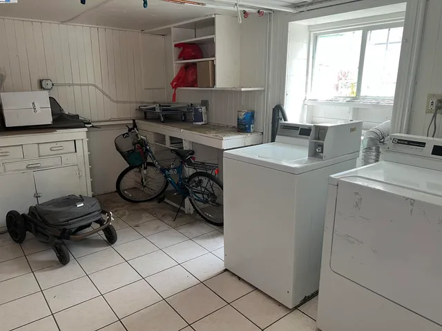 $795,000 | 905-907 Alice Street, Oakland, CA 94607