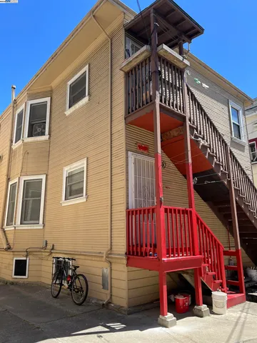 $795,000 | 905-907 Alice Street, Oakland, CA 94607
