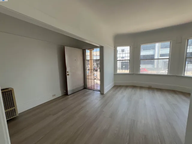 $795,000 | 905-907 Alice Street, Oakland, CA 94607