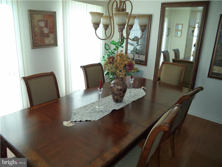 122 Coburn Road Pennington, NJ 08534 - Photo 3 of 21 Dining Room