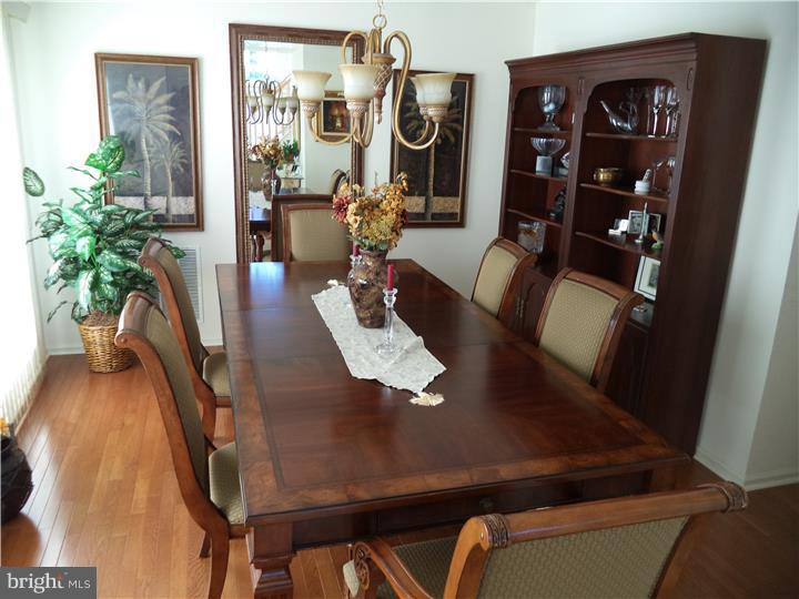 122 Coburn Road Pennington, NJ 08534 - Photo 4 of 21 Dining Room